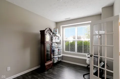 10512 Pintail Lane Indianapolis IN 46239