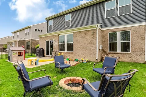 10512 Pintail Lane Indianapolis IN 46239