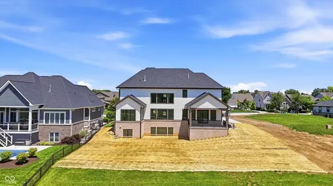 1537 Mairn Avenue Carmel IN 46032
