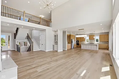 1537 Mairn Avenue Carmel IN 46032