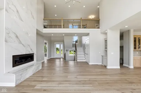 1537 Mairn Avenue Carmel IN 46032