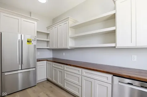 1537 Mairn Avenue Carmel IN 46032