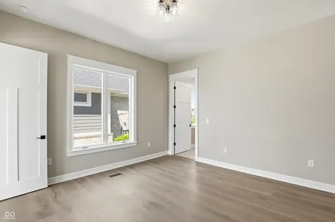 1537 Mairn Avenue Carmel IN 46032