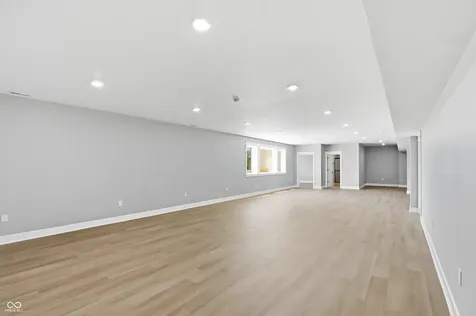 1537 Mairn Avenue Carmel IN 46032