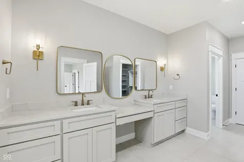 1537 Mairn Avenue Carmel IN 46032