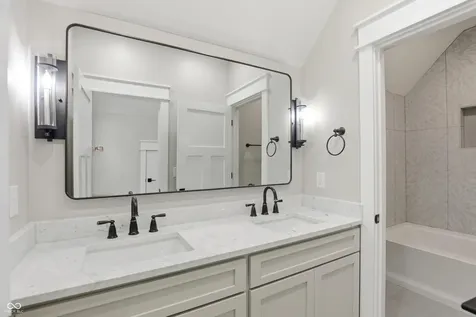 1537 Mairn Avenue Carmel IN 46032