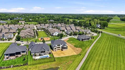 1537 Mairn Avenue Carmel IN 46032