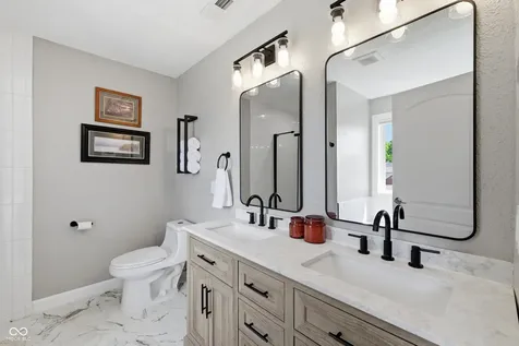 11025 Cool Winds Way Fishers IN 46037
