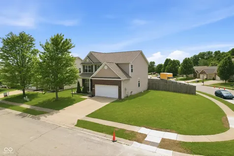 11025 Cool Winds Way Fishers IN 46037