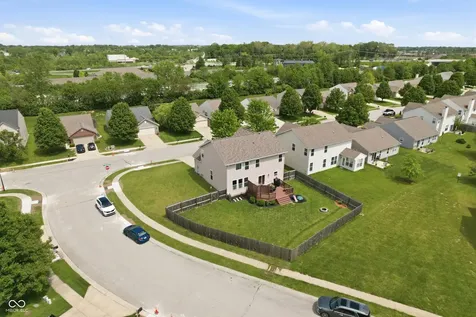 11025 Cool Winds Way Fishers IN 46037