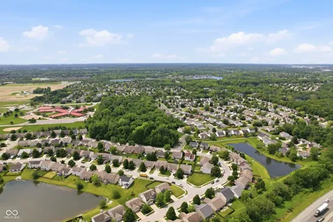 11025 Cool Winds Way Fishers IN 46037