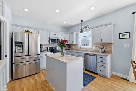 11025 Cool Winds Way Fishers IN 46037