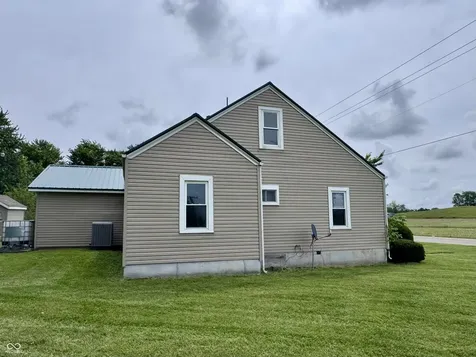 2538 E State Road 44 Connersville IN 47331