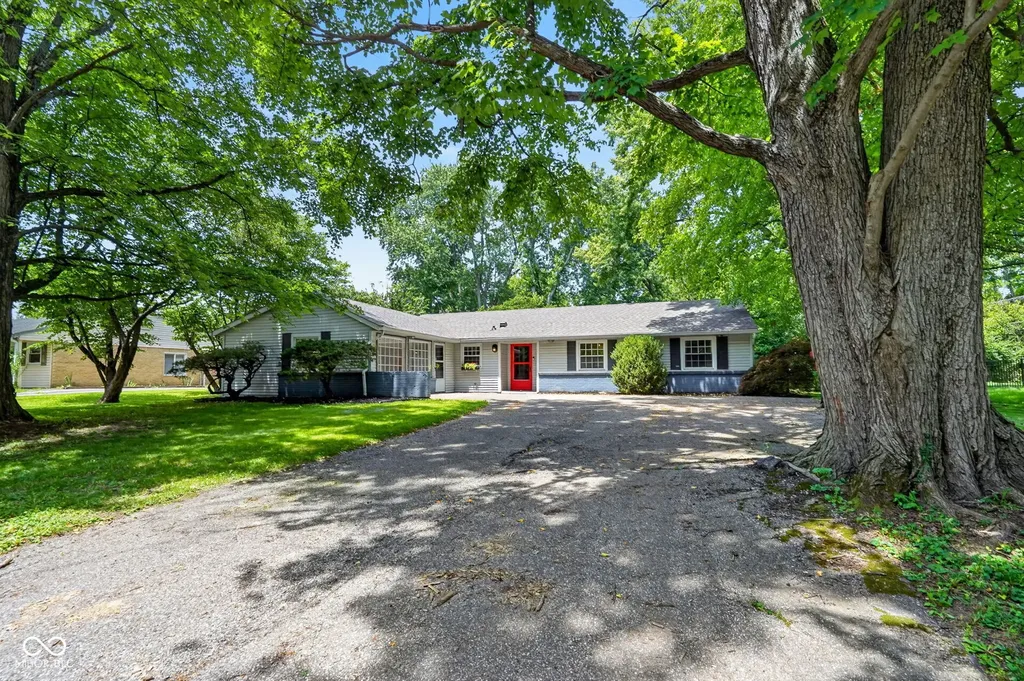 1550 W 72nd Street Indianapolis IN 46260