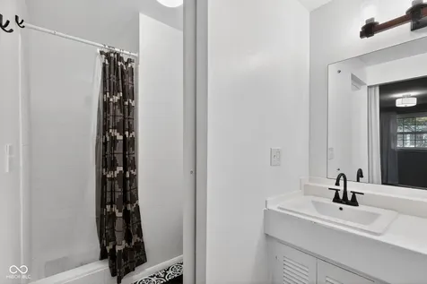 1550 W 72nd Street Indianapolis IN 46260