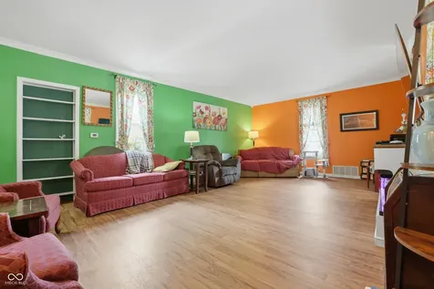 149 W North Street Russiaville IN 46979