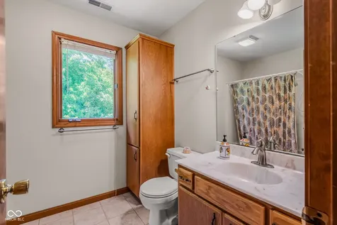 6064 Acorn Drive Columbus IN 47201