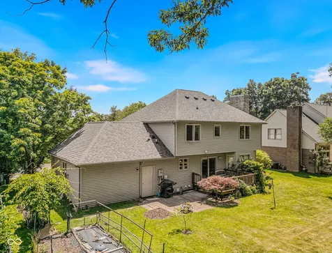 6064 Acorn Drive Columbus IN 47201