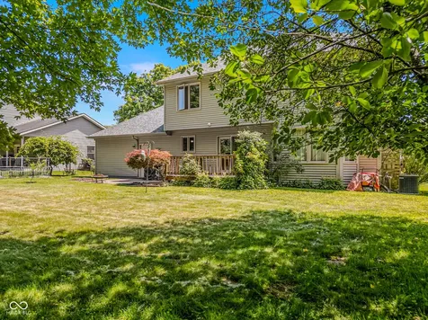 6064 Acorn Drive Columbus IN 47201