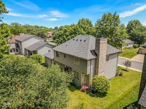 6064 Acorn Drive Columbus IN 47201