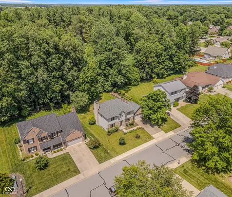 6064 Acorn Drive Columbus IN 47201
