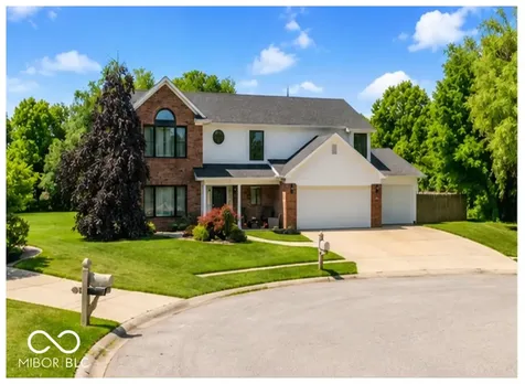 1237 Luce Creek Circle Greenwood IN 46142