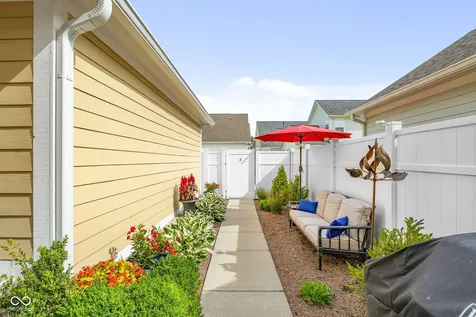 6240 Edenshall Lane Noblesville IN 46062
