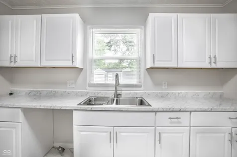 2042 Kessler Boulevard North Drive Indianapolis IN 46220