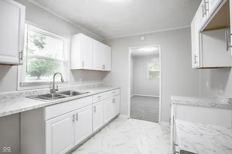 2042 Kessler Boulevard North Drive Indianapolis IN 46220