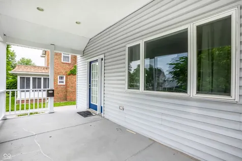 250 W 44th Street Indianapolis IN 46208