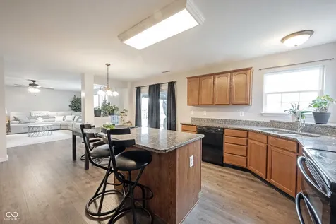 5841 W Port Drive Mccordsville IN 46055