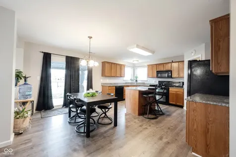 5841 W Port Drive Mccordsville IN 46055