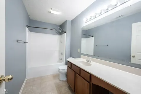 5841 W Port Drive Mccordsville IN 46055