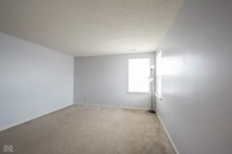 5841 W Port Drive Mccordsville IN 46055