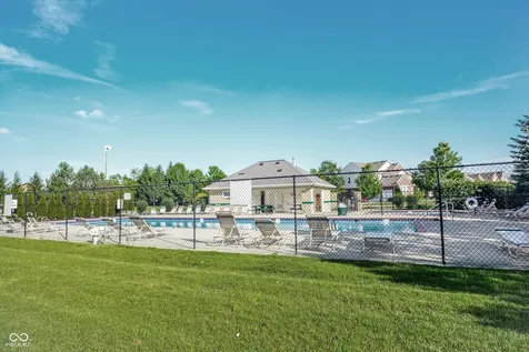 5841 W Port Drive Mccordsville IN 46055