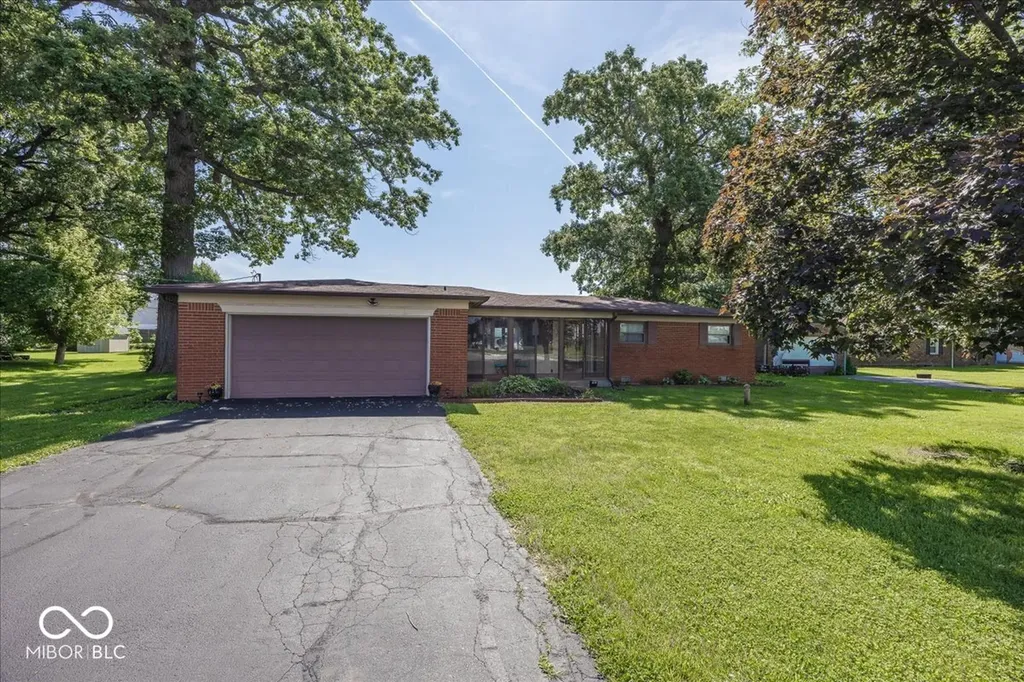 4525 N County Road 1000 E Brownsburg IN 46112