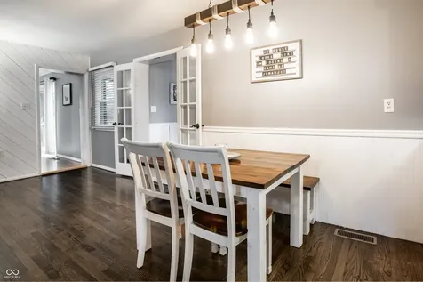 129 W Hickory Drive Greenfield IN 46140