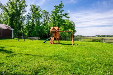 129 W Hickory Drive Greenfield IN 46140