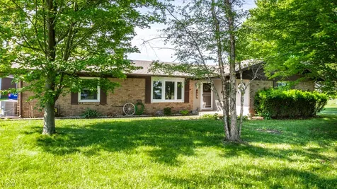129 W Hickory Drive Greenfield IN 46140