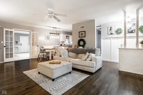 129 W Hickory Drive Greenfield IN 46140
