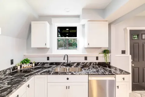 123 Empire Lane Bedford IN 47421