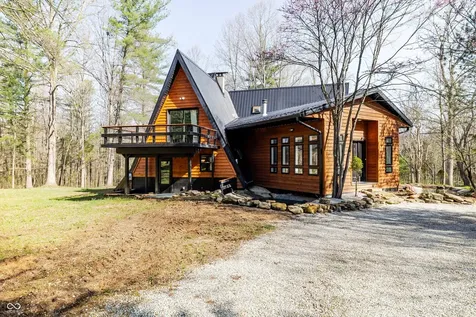 123 Empire Lane Bedford IN 47421