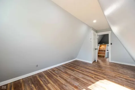 123 Empire Lane Bedford IN 47421