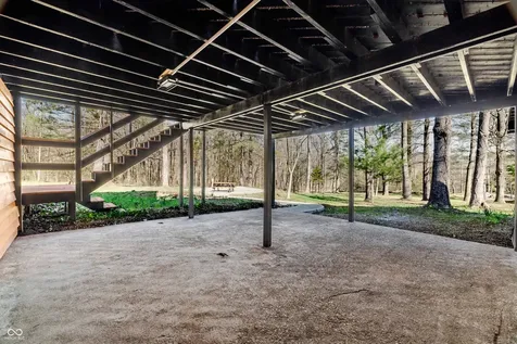 123 Empire Lane Bedford IN 47421