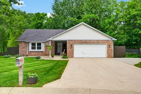 200 Raymond Court Morgantown IN 46160