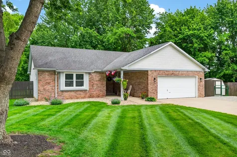 200 Raymond Court Morgantown IN 46160