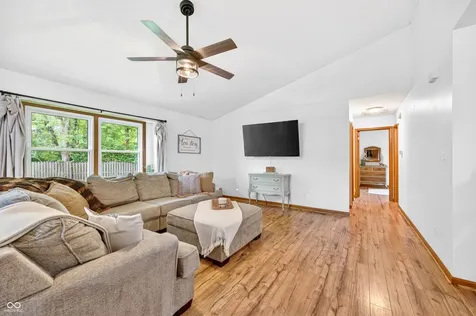 200 Raymond Court Morgantown IN 46160