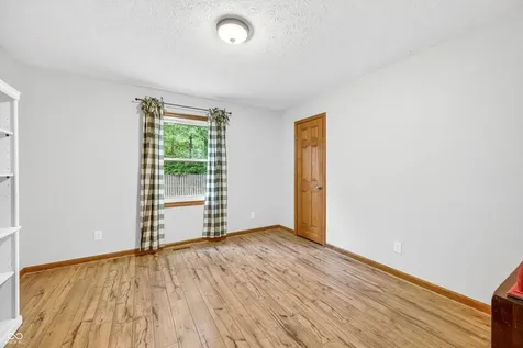 200 Raymond Court Morgantown IN 46160