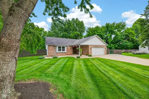 200 Raymond Court Morgantown IN 46160