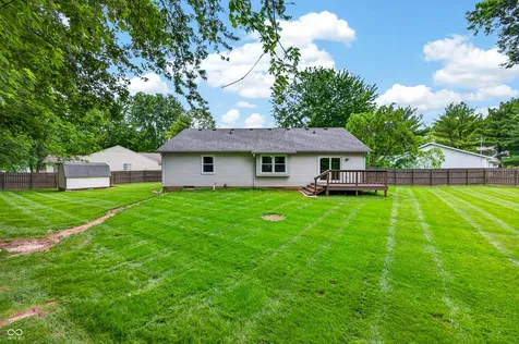 200 Raymond Court Morgantown IN 46160